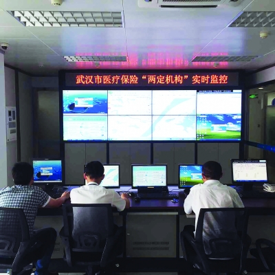 临海最新药店3000元能套现多少方法分析(最方便真实的临海急用钱如何提取医保卡里的钱方法)